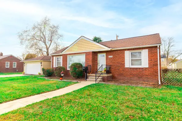 Southgate, MI 48195,14420 Trenton RD