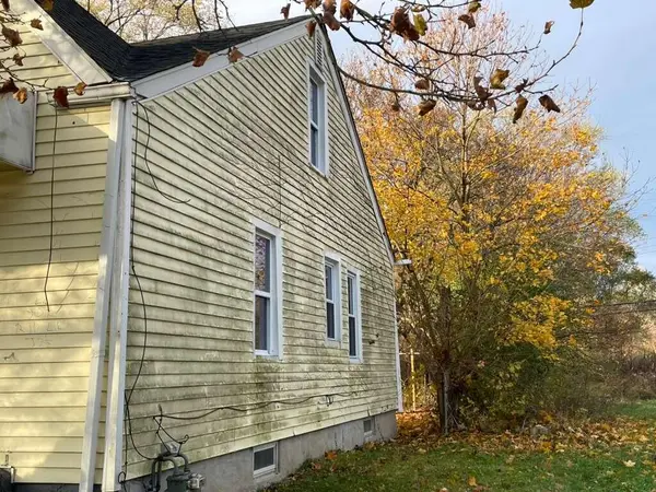 Detroit, MI 48228,9167 Grandmont AVE