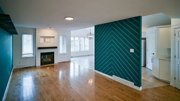 Strathroy-caradoc, ON N7G 4K9,501 Darcy DR