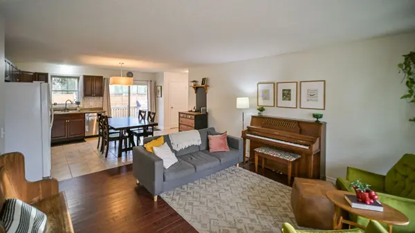 Strathroy-caradoc, ON N7G 4E7,29 Pittao PL