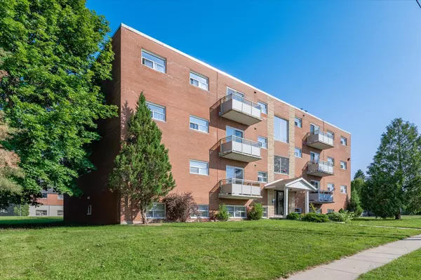 Guelph, ON N1E 1A9,10 Glenbrook DR #104