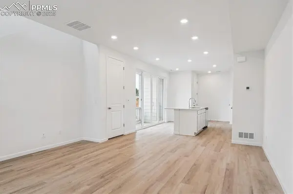 Colorado Springs, CO 80915,2429 Vanhoutte VW