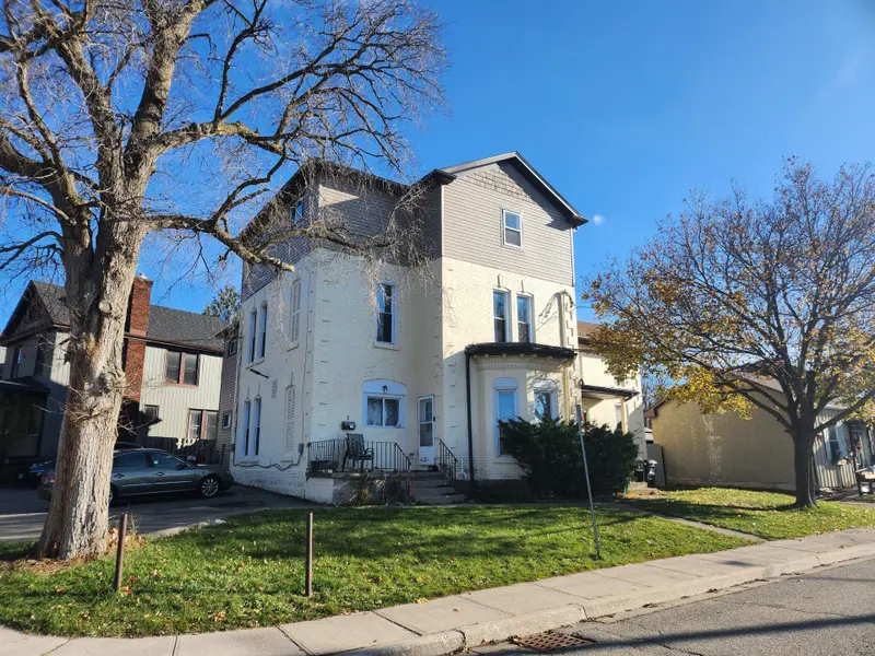 125 Wellington ST S, Cambridge, ON N1R 3Y8