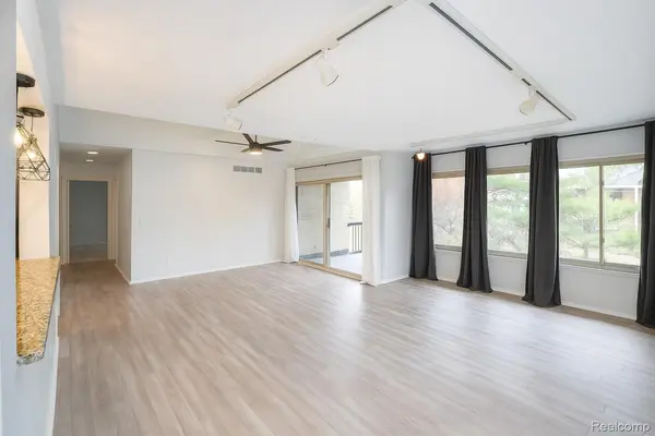 Bloomfield Hills, MI 48302,2005 Klingensmith RD #67