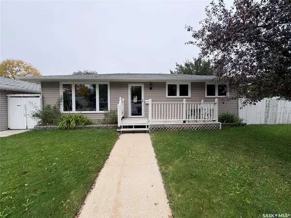 Regina, SK S4R 5M5,5532 2nd AVENUE N