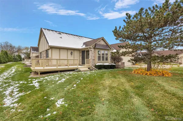 Clinton Township, MI 48038,42590 Schienle LN