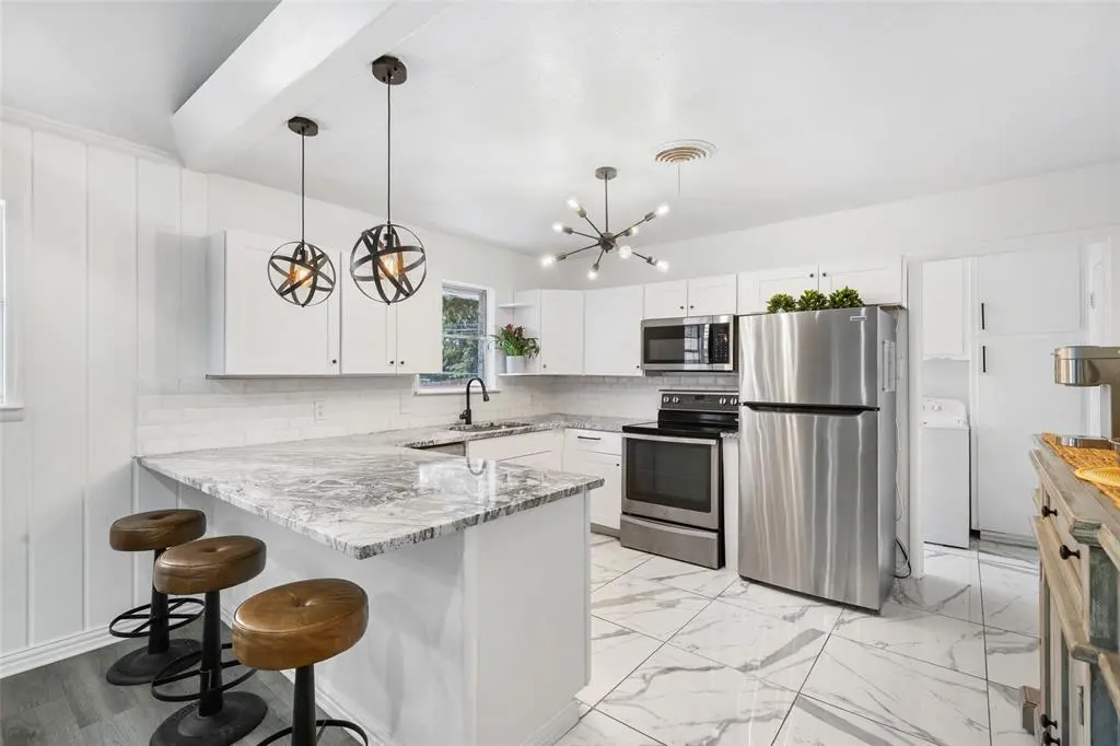 Fort Worth, TX 76112,7204 Monterrey Drive