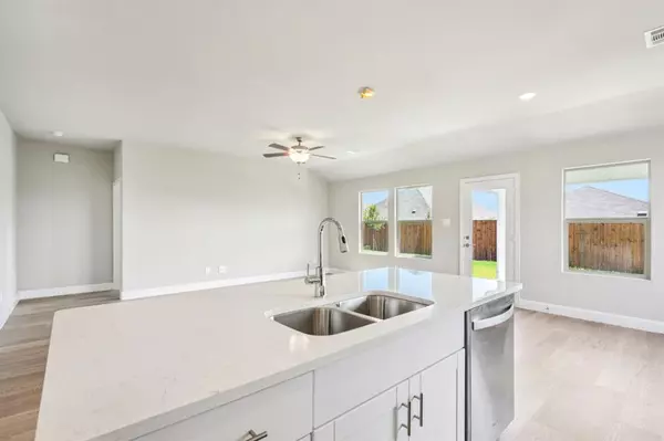 Mckinney, TX 75069,508 Midnight Oak Drive