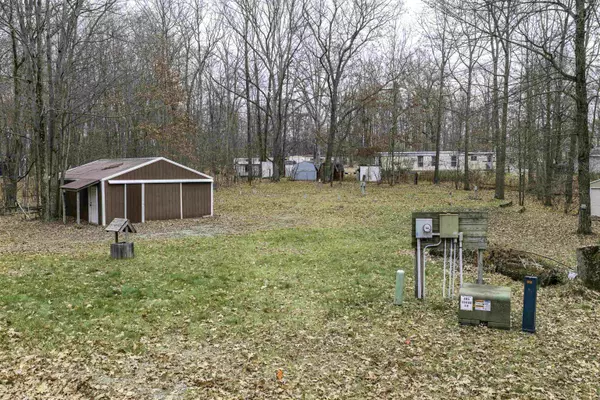 Weidman, MI 48893,7737 Wilderness DR