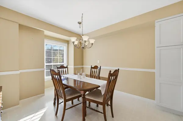 Burlington, ON L7N 3K1,3029 Glencrest RD #60