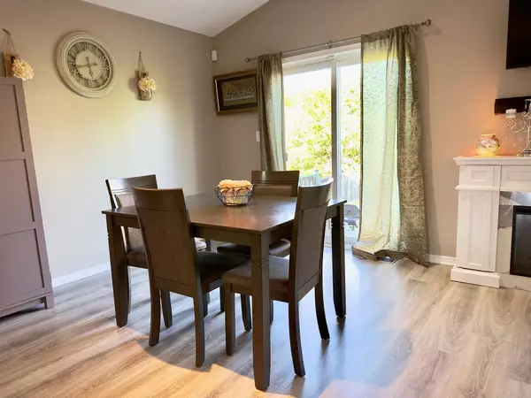 Kingston, ON K7P 0J3,1651 Crimson CRES