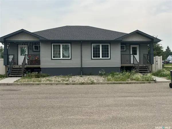 Yorkton, SK S3N 2X3,74 Cameron WAY #28