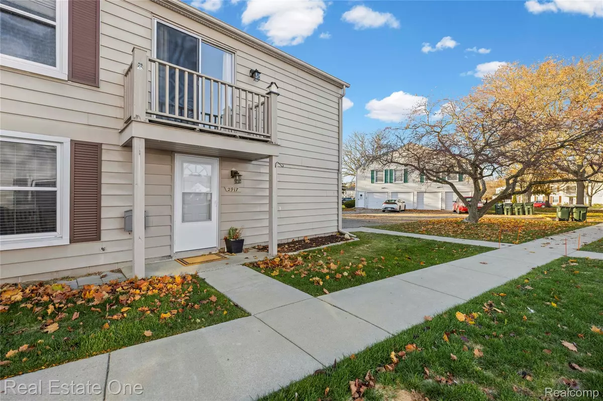 Lake Orion, MI 48360,2917 Rockford CT #36D