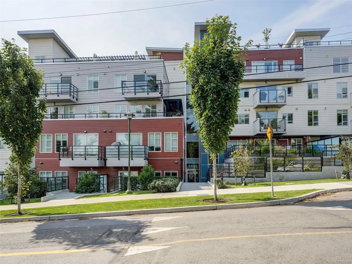 View Royal, BC V9A 0H6,1450 Glentana Rd #306