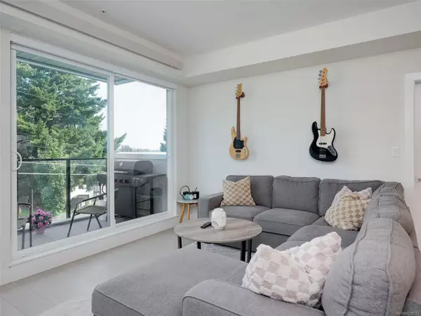 View Royal, BC V9A 0H6,1450 Glentana Rd #306