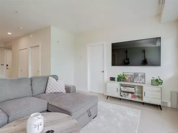 View Royal, BC V9A 0H6,1450 Glentana Rd #306