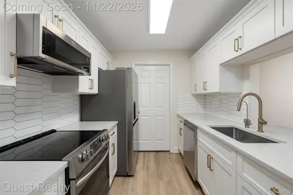 Rochester, MI 48306,3498 Oakmonte BLVD