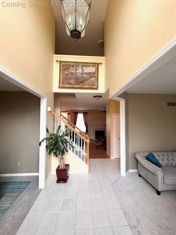 Troy, MI 48098,4728 Walden DR