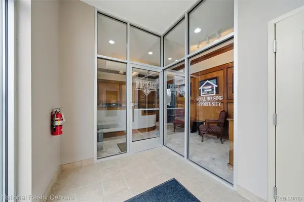 45679 Village Blvd, Shelby Charter Township, MI 48315