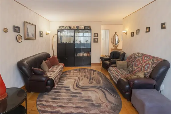 735 Avenue W #1H, Brooklyn, NY 11223