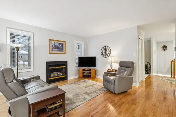 Greely - Metcalfe - Osgoode - Vernon And Area, ON K4P 1M7,7051 Donwel DR