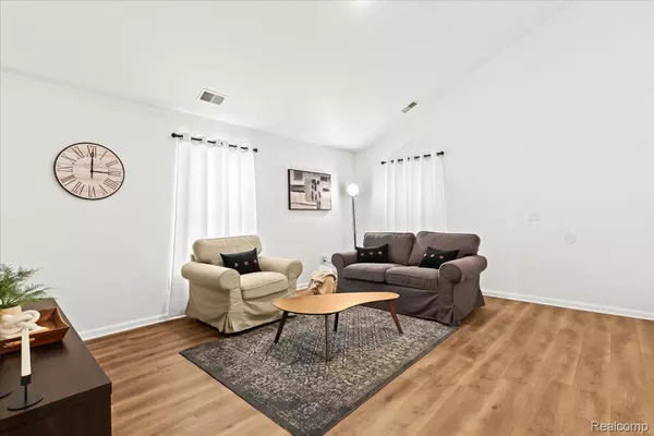 Auburn Hills, MI 48326,545 Calgary ST