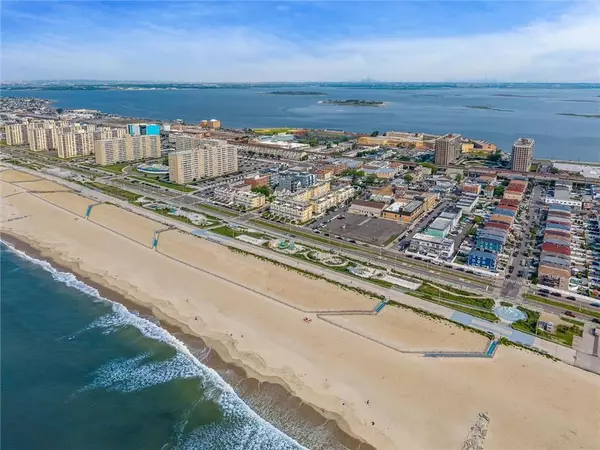 Rockaway Park, NY 11694,184 Beach 101st ST #2B