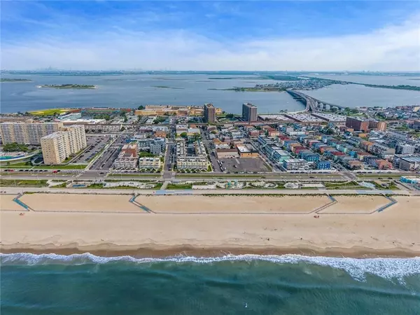 Rockaway Park, NY 11694,184 Beach 101st ST #2B