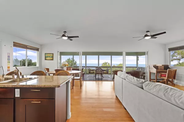 Captain Cook, HI 96704,84-4955 KE ALA  O KEAWE RD