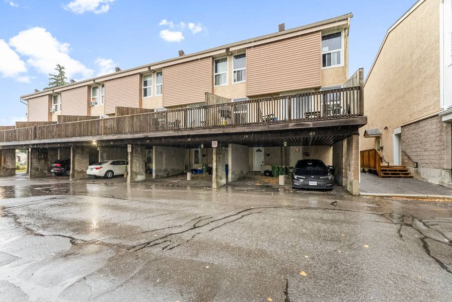 3415 Uplands DR #39, Hunt Club - Windsor Park Village And Area, ON K1V 9N3