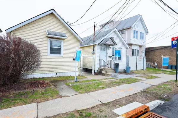 Staten  Island, NY 10306,478 Midland AVE