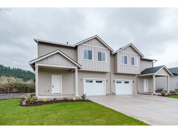 2476 Roll Tide CT, Lebanon, OR 97355