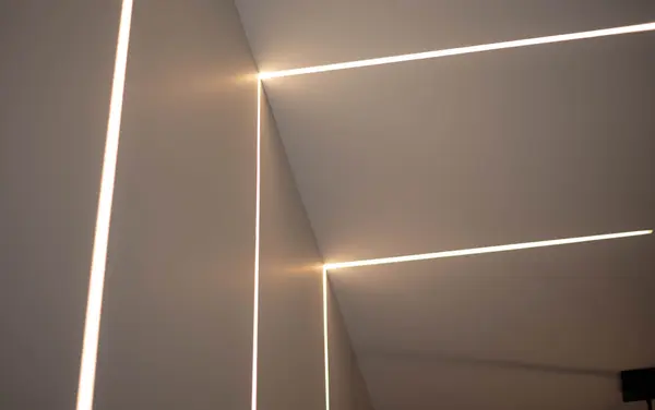 16 Walsh AVE, Toronto W05, ON M9M 1B6