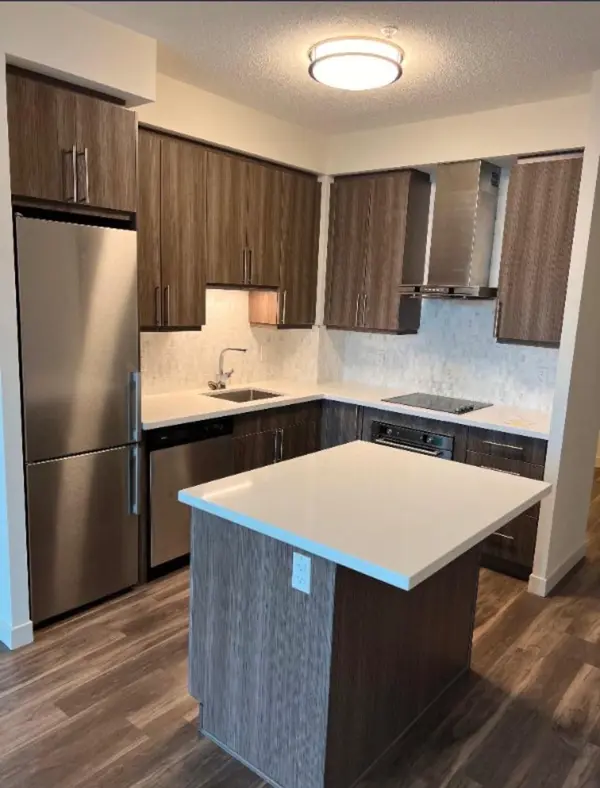 Burlington, ON L7R 0E6,2093 Fairview ST #905