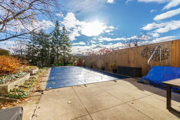 Peterborough, ON K9L 1J1,2627 Ridgetop CRES