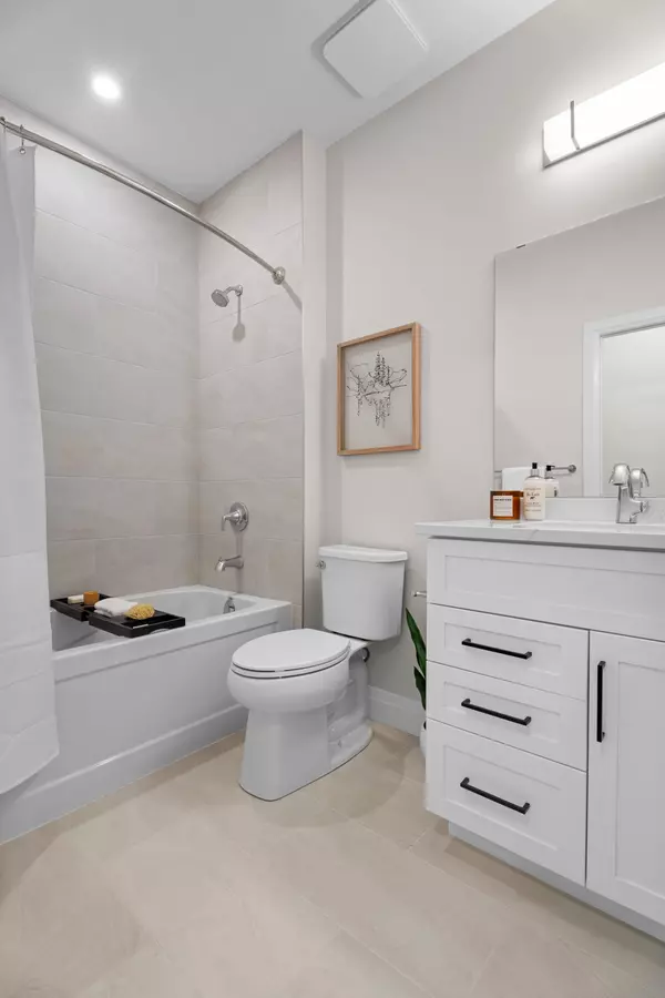 Guelph, ON N1K 0P6,1882 Gordon ST #315