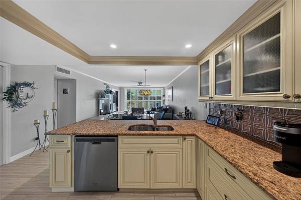 Lighthouse Point, FL 33064,3150 NE 48th Ct #410