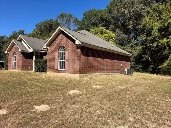 Athens, TX 75751,105 E Foggle Street