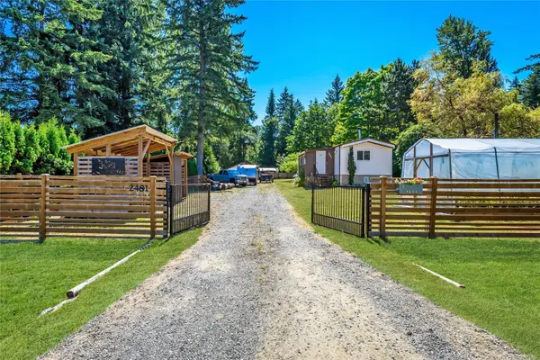 Black Creek, BC V9J 1J1,2481 Oakes Rd