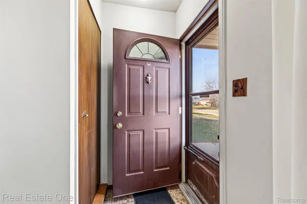 Southgate, MI 48195,13765 Leroy ST