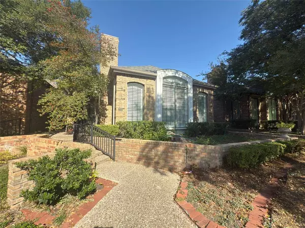 5991 Lindenshire Lane, Dallas, TX 75230