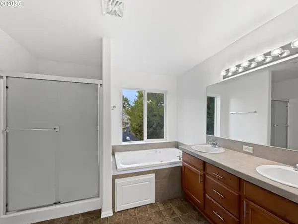 Hillsboro, OR 97123,4613 SE LONE OAK ST