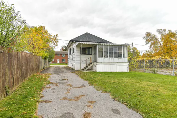 Orillia, ON L3V 1M8,82 Poughkeepsie ST