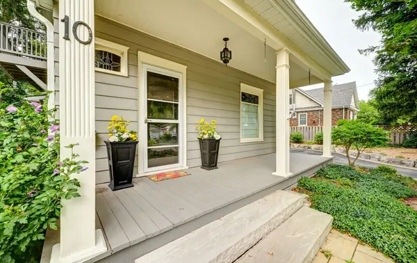 Halton Hills, ON L7G 3L9,10 Union ST