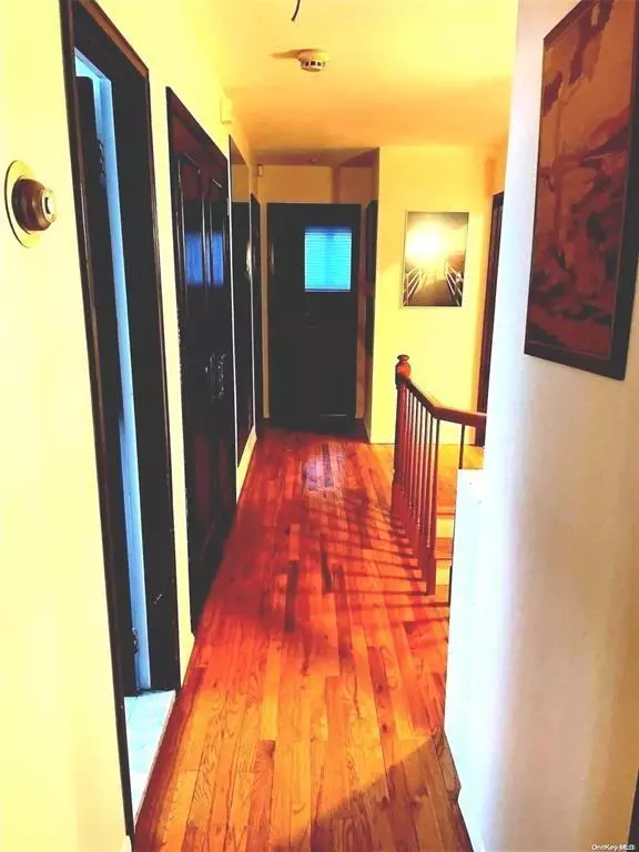 Oceanside, NY 11572,3966 Carrel BLVD