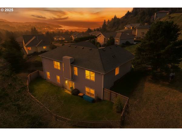 Depoe Bay, OR 97341,220 NE SPRING AVE