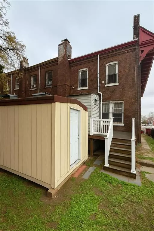 Brooklyn, NY 11207,14 Van Siclen CT