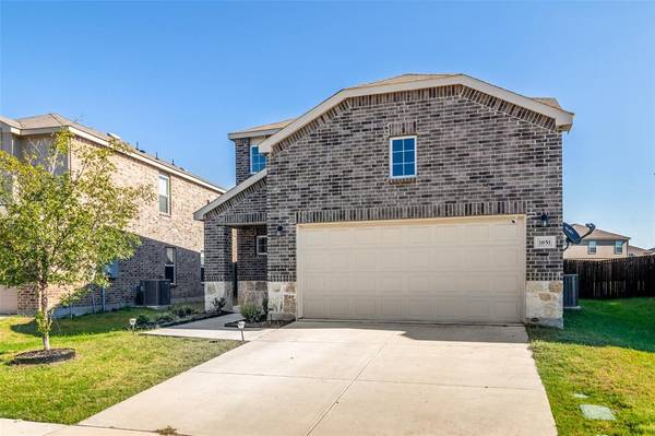 1851 Ballinger Drive, Forney, TX 75126