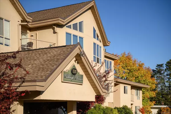 Parksville, BC V9P 2R5,335 Hirst Ave W #106