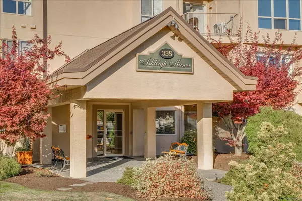 Parksville, BC V9P 2R5,335 Hirst Ave W #106